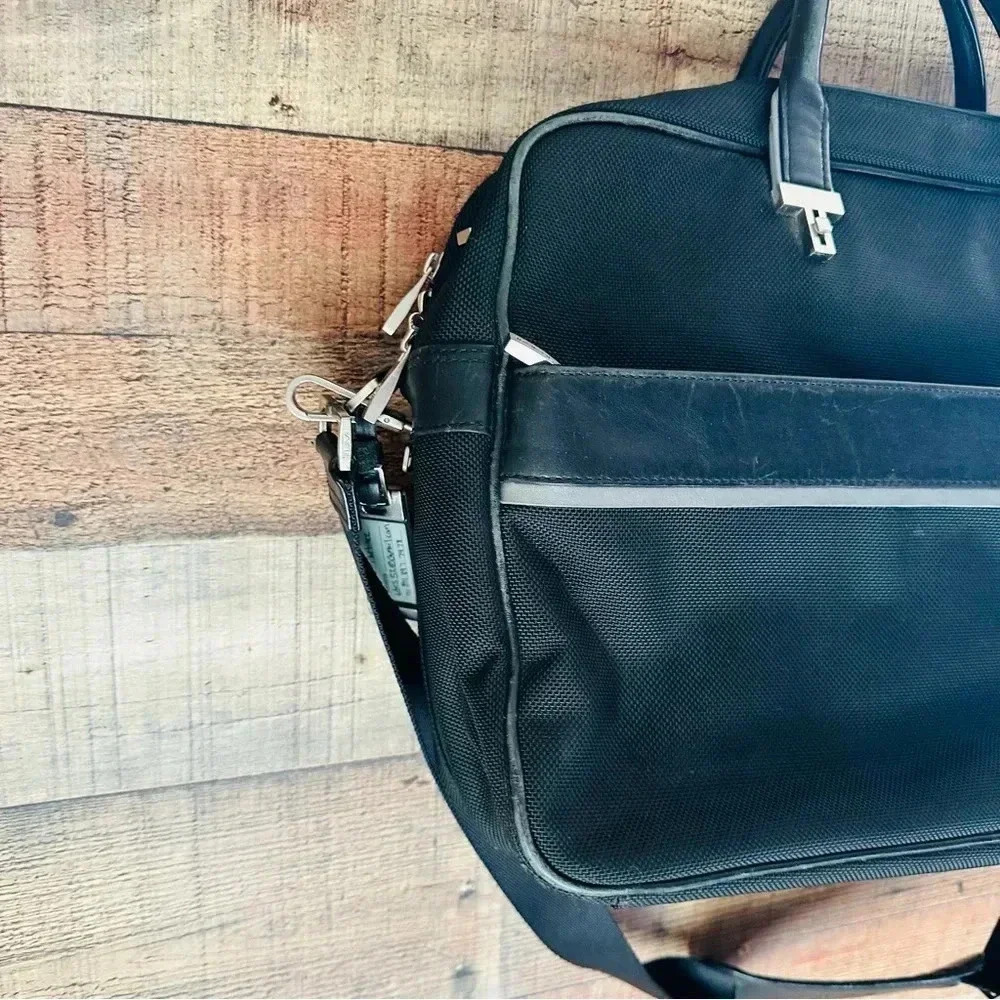 Tumi Elements Computer Laptop Briefcase - image 5